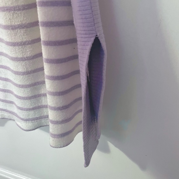 🔴Purple and White Striped Lightweight Women’s Pullover Sweater w/Side Slits - Picture 4 of 6
